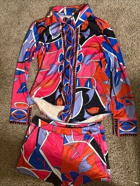 Fashion Nova Pink, Blue & Purple Abstract Print Women’s Short Set